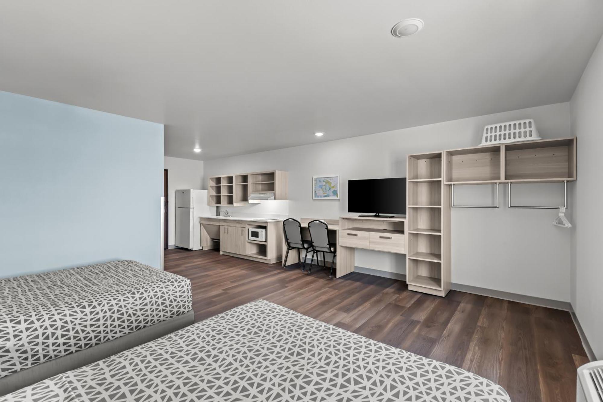 Woodspring Suites Coralville Iowa City Exteriér fotografie